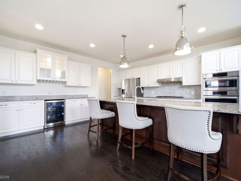 17581 Gates Landing Drive, Chagrin Falls, OH 44023 Photo 9