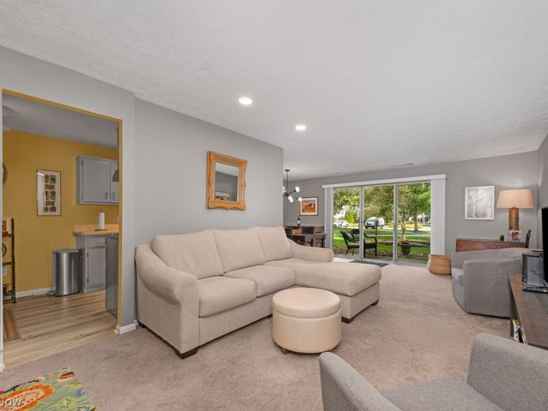 2021 King James Park, Unit 115, Westlake, OH 44145 Photo 4