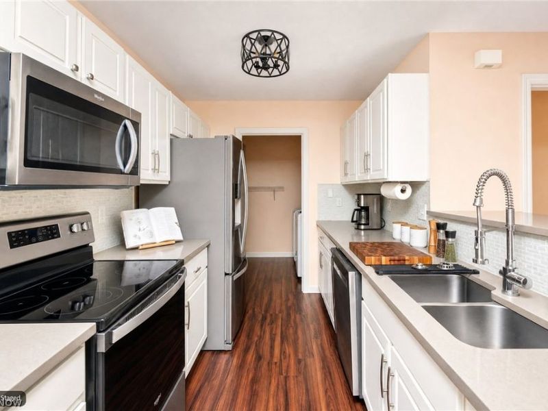 28340 Center Ridge Road, Unit 102, Westlake, OH 44145 Photo 18
