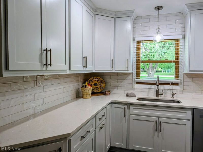 17826 Kingswood Drive, Chagrin Falls, OH 44023 Photo 11