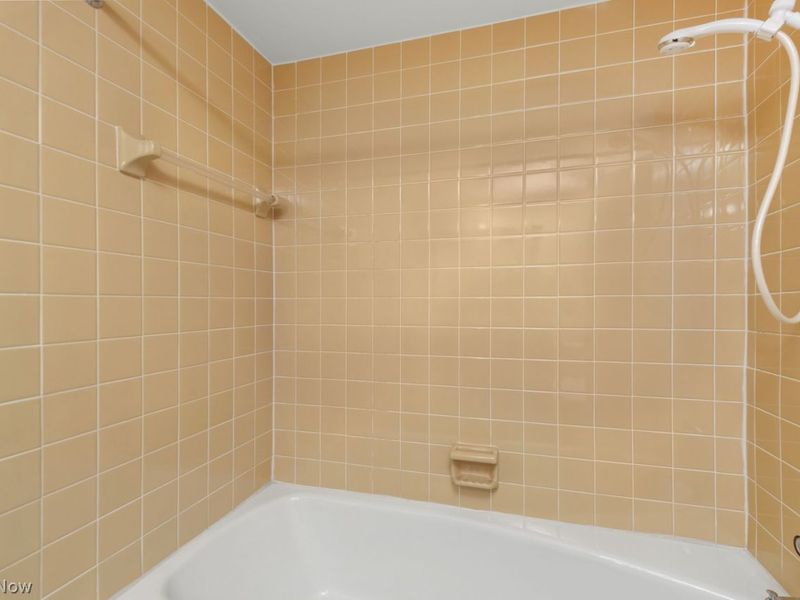 12550 Lake Avenue, Unit 1510, Lakewood, OH 44107 Photo 20