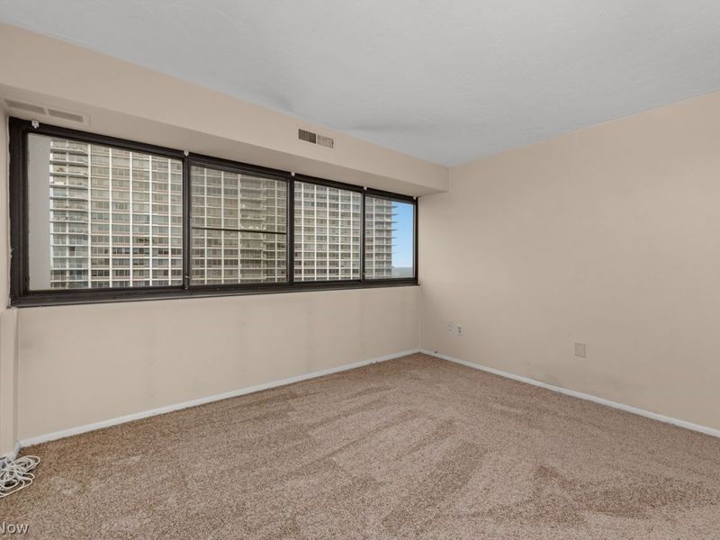 12550 Lake Avenue, Unit 1510, Lakewood, OH 44107 Photo 21