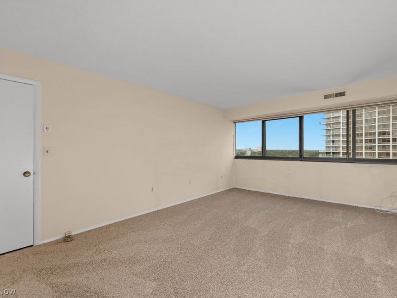 12550 Lake Avenue, Unit 1510, Lakewood, OH 44107 Photo 25