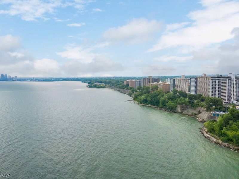 12550 Lake Avenue, Unit 1510, Lakewood, OH 44107 Photo 43