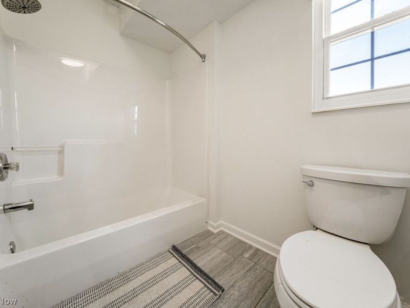 6903 Father Caruso Drive, Unit 10, Cleveland, OH 44102 Photo 26