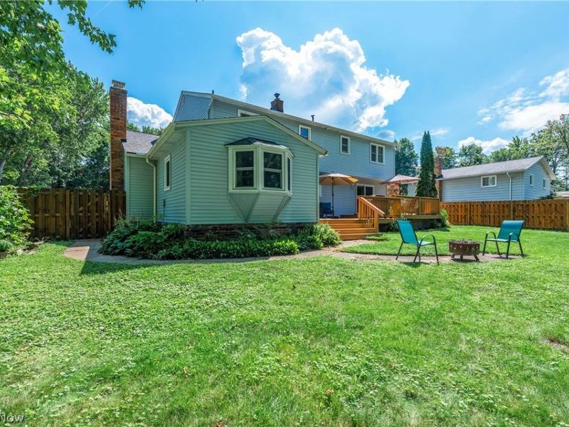 8380 Paddock Court, Mentor, OH 44060 Photo 4