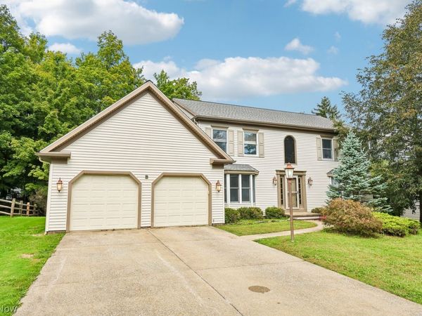 5050 Boulder Creek Drive , Solon, OH 44139