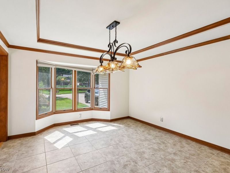 5050 Boulder Creek Drive, Solon, OH 44139 Photo 12