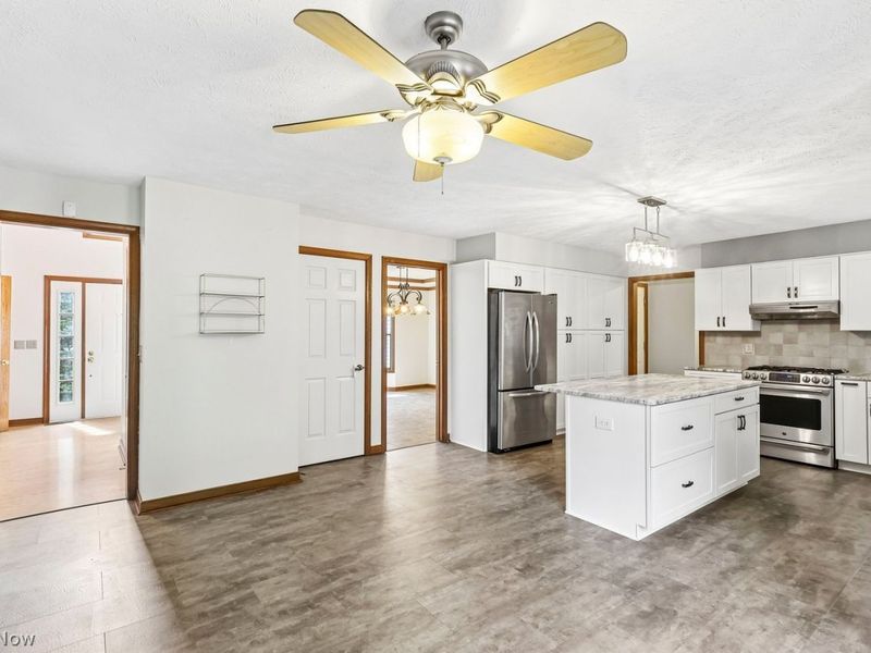 5050 Boulder Creek Drive, Solon, OH 44139 Photo 5