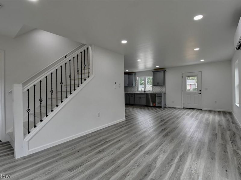 206 Tower Street SW, Beach City, OH 44608 Photo 10