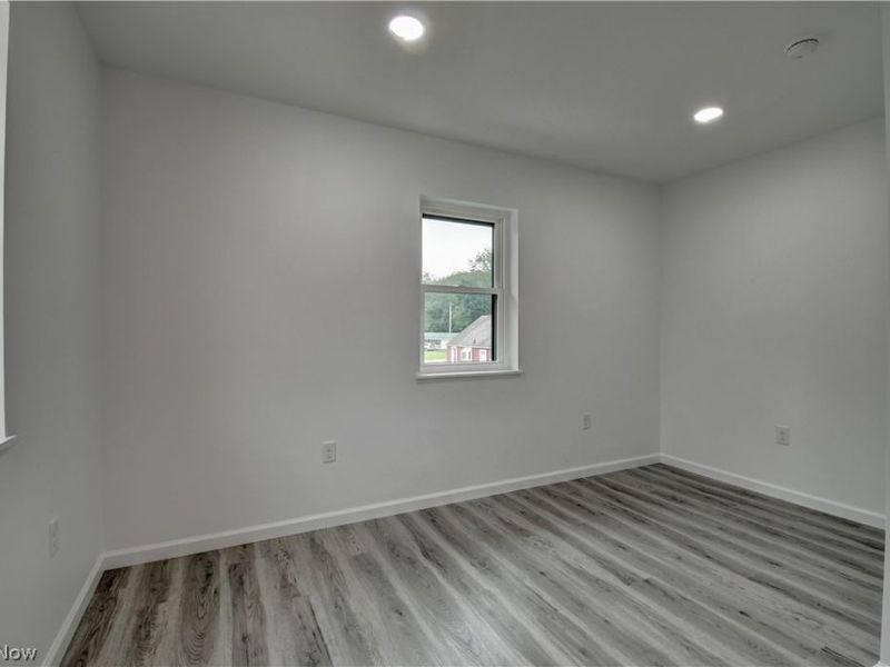 206 Tower Street SW, Beach City, OH 44608 Photo 13
