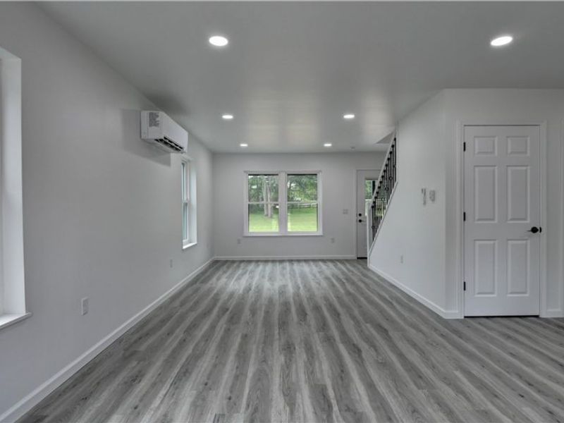 206 Tower Street SW, Beach City, OH 44608 Photo 8