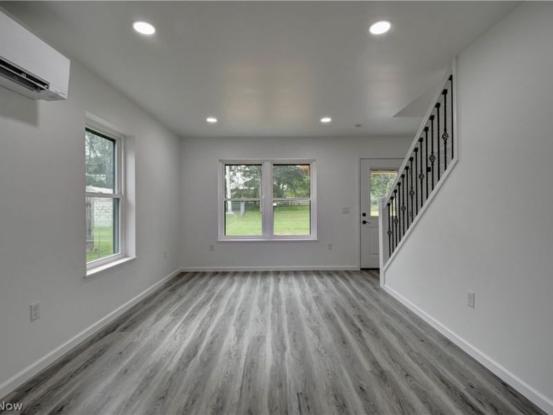 206 Tower Street SW, Beach City, OH 44608 Photo 9