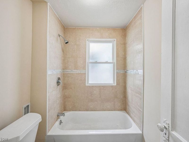 9606 Adams Avenue, Cleveland, OH 44108 Photo 28