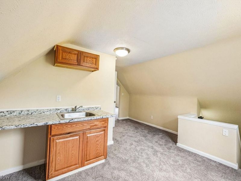 9606 Adams Avenue, Cleveland, OH 44108 Photo 38