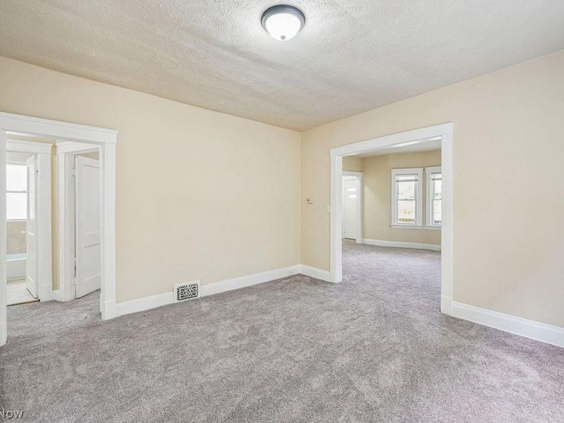 9606 Adams Avenue, Cleveland, OH 44108 Photo 6