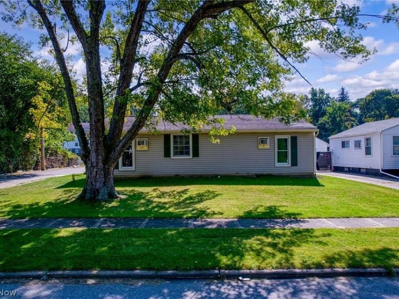1020 Hamlin Drive, Ashtabula, OH 44004 Photo 4