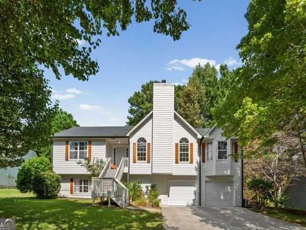 2608 Abbotts Glen Drive NW, Acworth, GA 30101