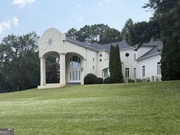 110 Standing Oak Place, Fayetteville, GA 30214