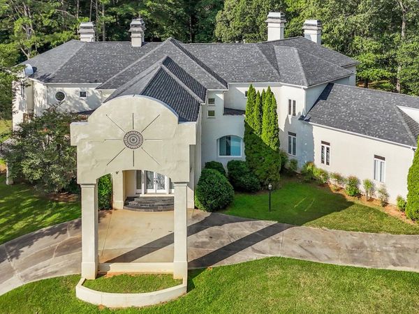 110 Standing Oak Place, Fayetteville, GA 30214