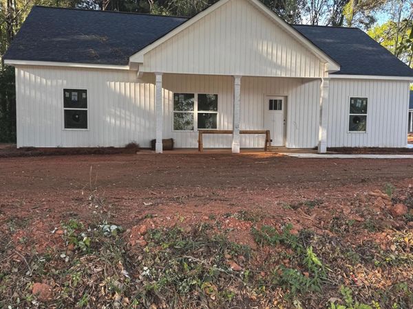 67 Reynolds Street, Hartwell, GA 30643