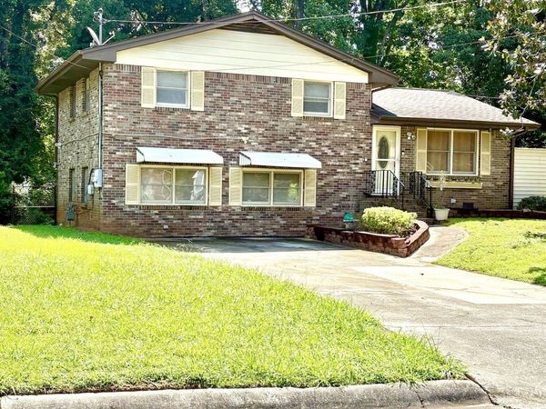 2480 Burton Circle, Morrow, GA 30260