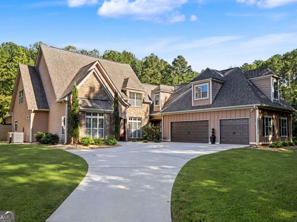 142 Drews Ridge Drive, Newnan, GA 30263