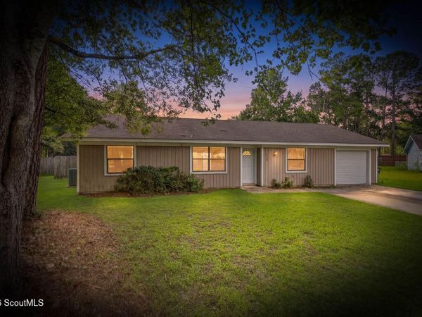 113 Pineneedle Court , Kingsland, GA 31548
