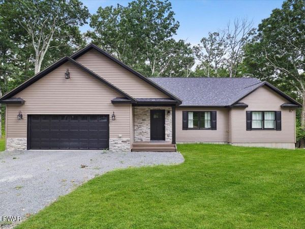 265 Oneida Way , Milford, PA 18337