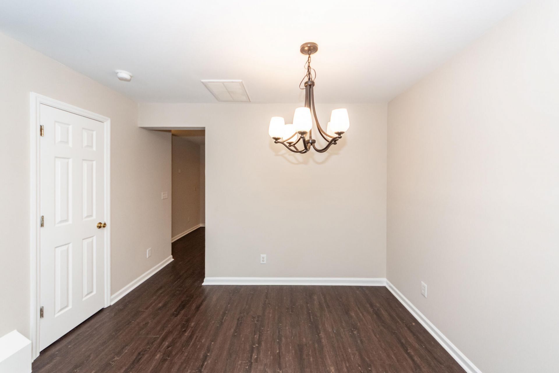359 Kelsey Boulevard Photo 10