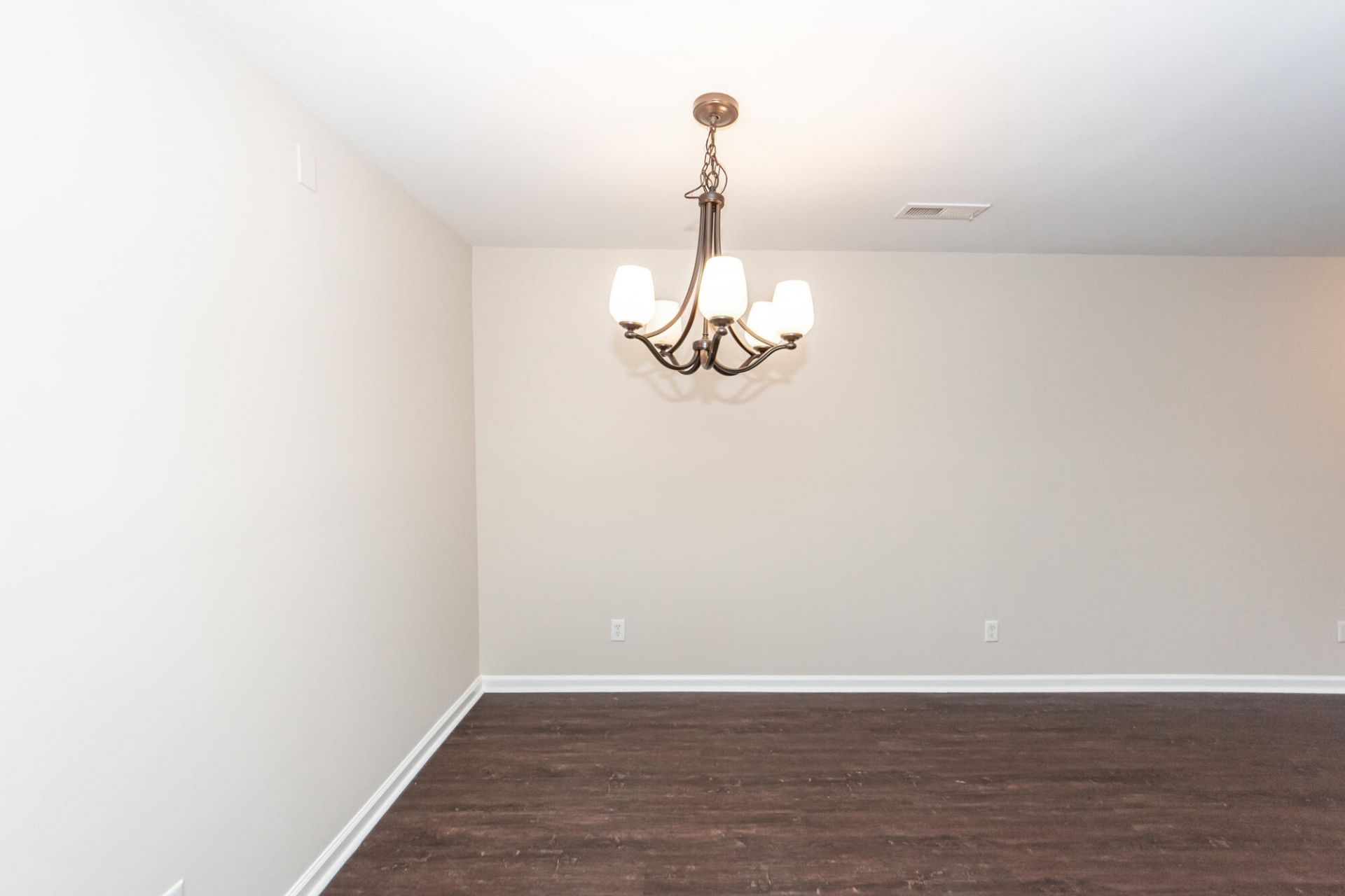 359 Kelsey Boulevard Photo 11