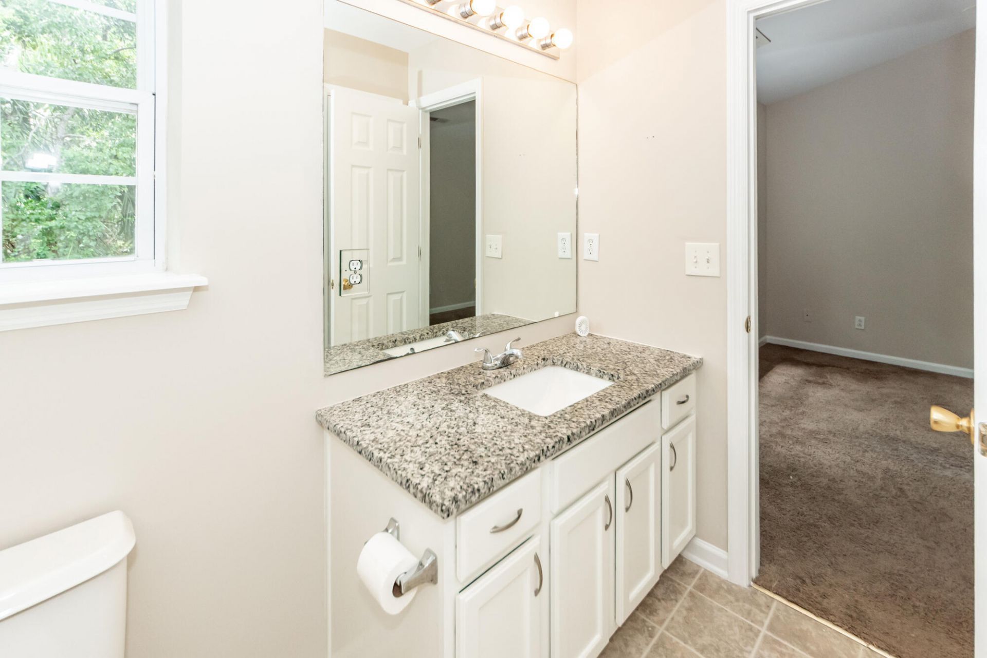 359 Kelsey Boulevard Photo 30