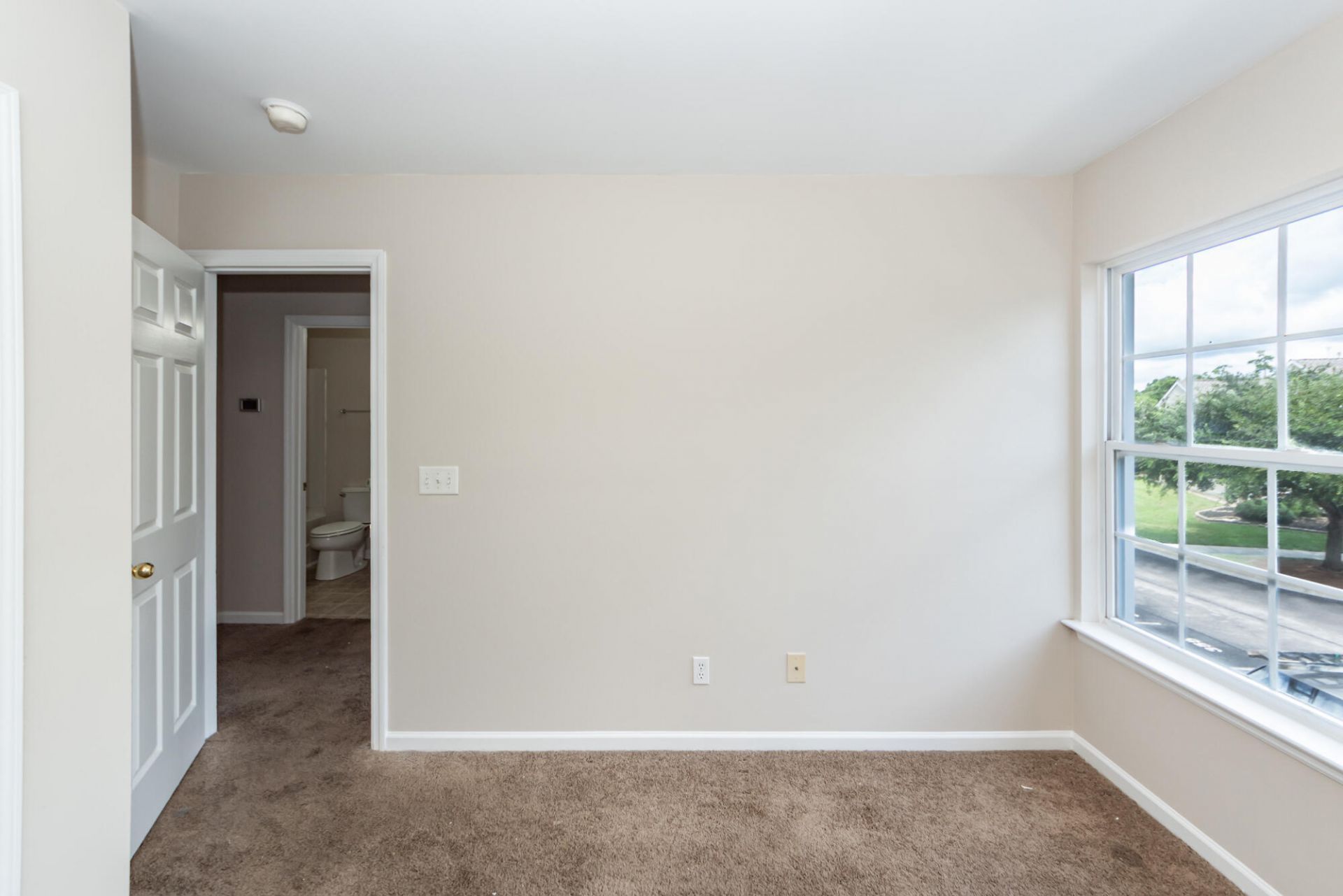 359 Kelsey Boulevard Photo 39