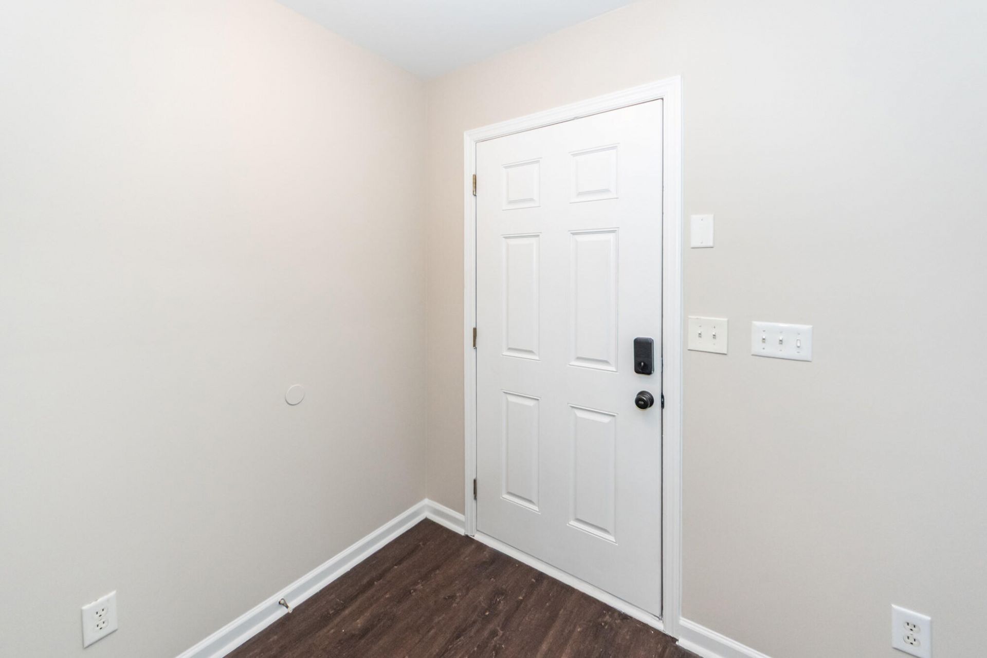 359 Kelsey Boulevard Photo 5
