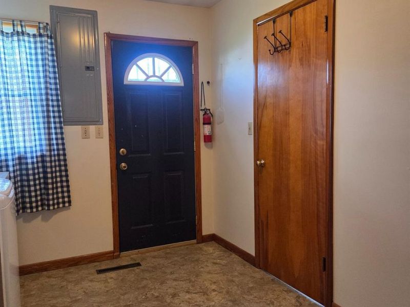 609 Clinton Street, Port Clinton, OH 43452 Photo 18