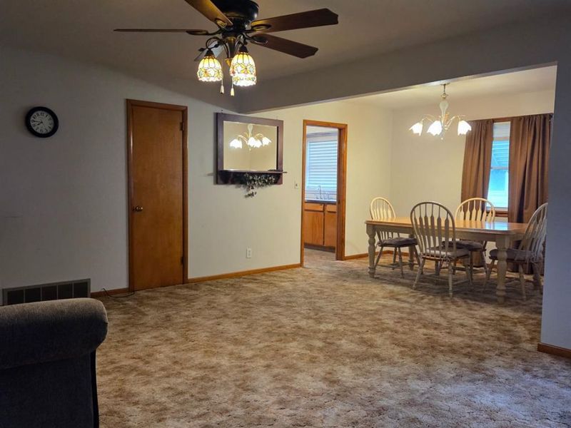 609 Clinton Street, Port Clinton, OH 43452 Photo 6