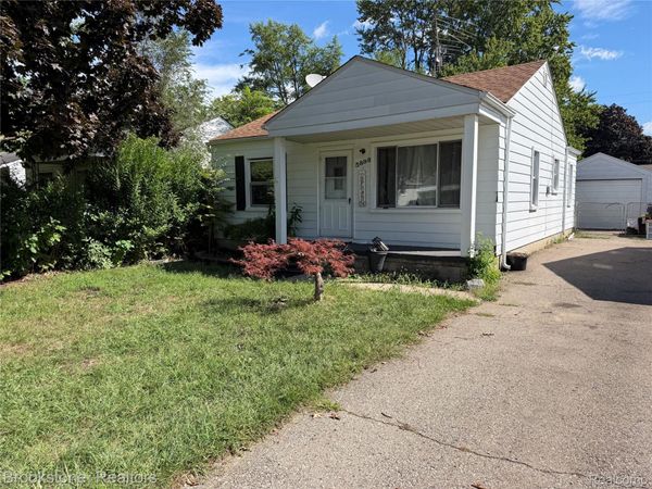5898 N Globe Street , Westland, Mi 48185
