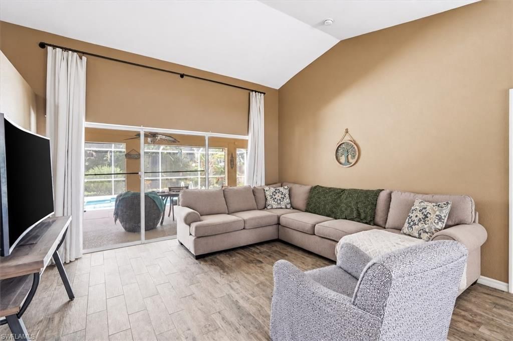 713 Milwaukee Blvd, Lehigh Acres, FL 33974 Photo