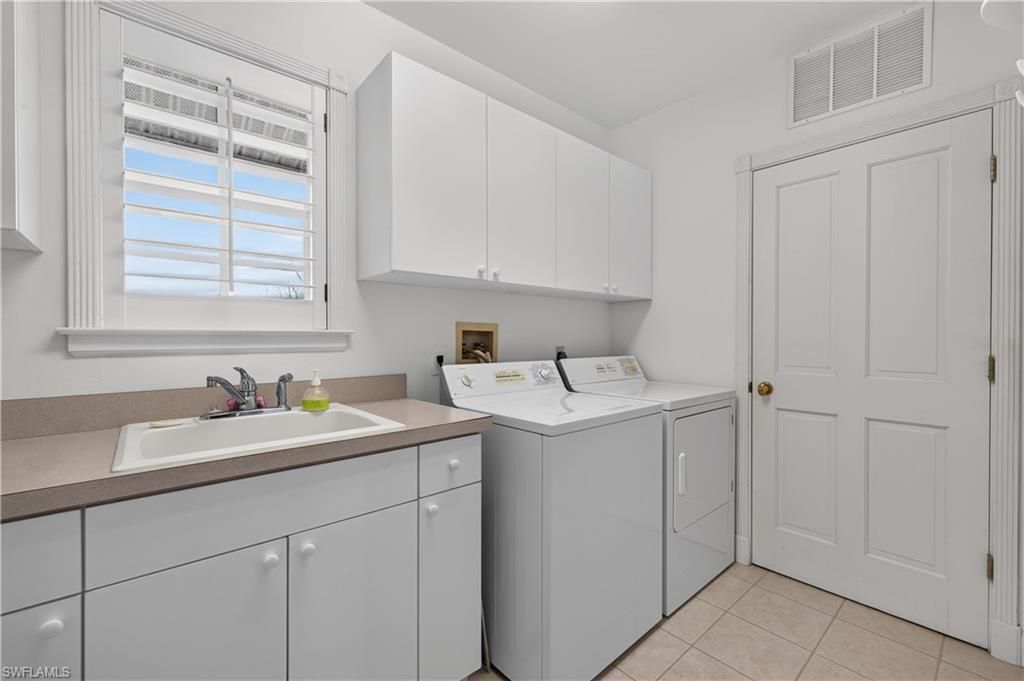 6007 Clam Bayou Ln, Sanibel, FL 33957 Photo