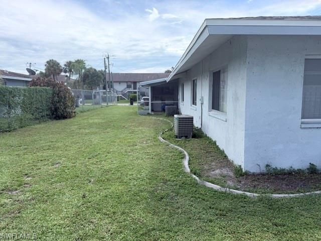 1017 SE 39th Ter, Cape Coral, FL 33904 Photo