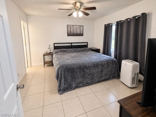 1017 SE 39th Ter, Cape Coral, FL 33904 Photo
