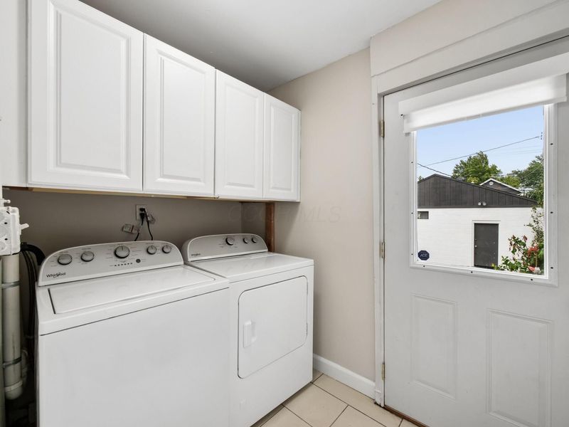 319 E Gates Street , Columbus, OH 43206 Photo 19