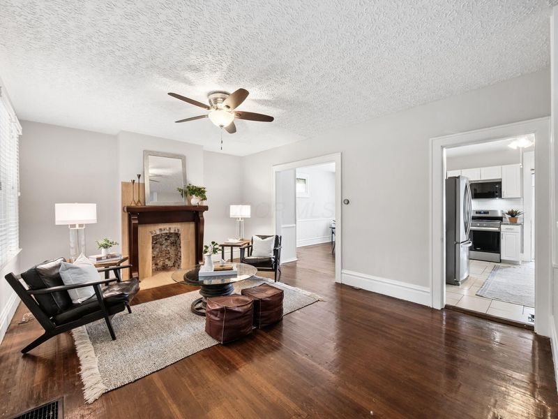 319 E Gates Street , Columbus, OH 43206 Photo 5