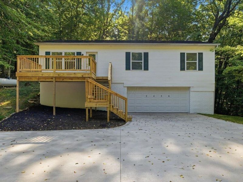 2456 Apple Valley Drive, Howard, OH 43028 Photo 2
