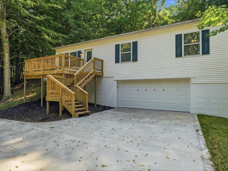 2456 Apple Valley Drive, Howard, OH 43028 Photo 3