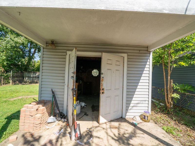 804 Melrose Avenue , Columbus, OH 43224 Photo 17