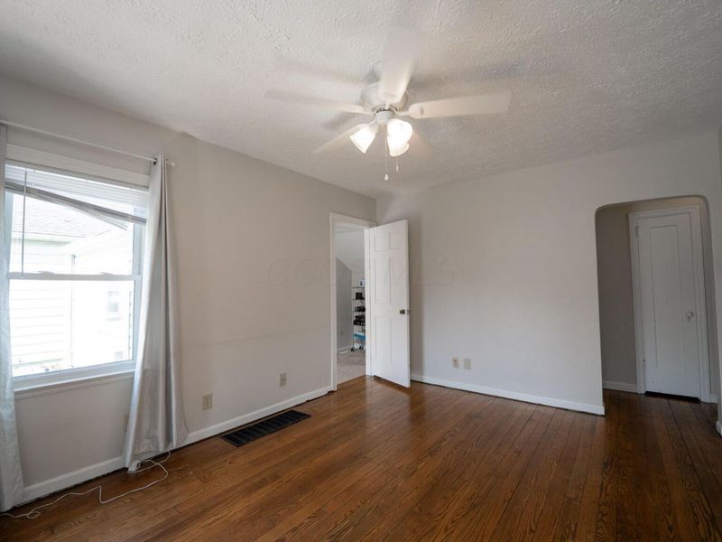 804 Melrose Avenue , Columbus, OH 43224 Photo 3