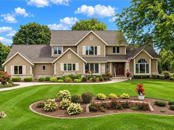 21135 Stratford COURT, Brookfield, WI 53045
