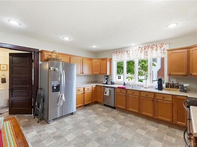 211 E McKinley Street, Brookville, OH 45309 Photo 11