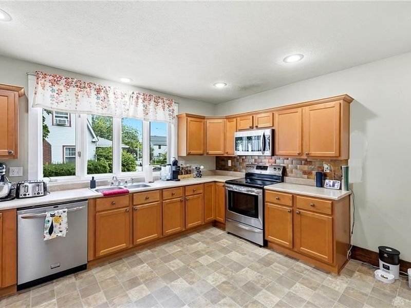 211 E McKinley Street, Brookville, OH 45309 Photo 12